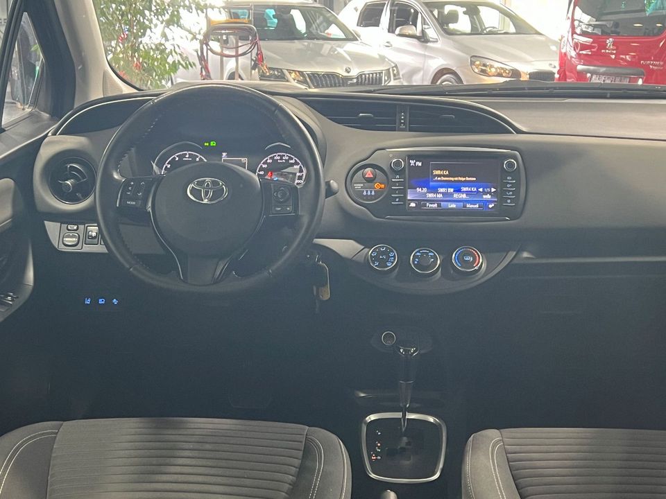 Toyota Yaris 1.5 Automatik *Klima*Bluetooth*Touch*Spur* in Bretten