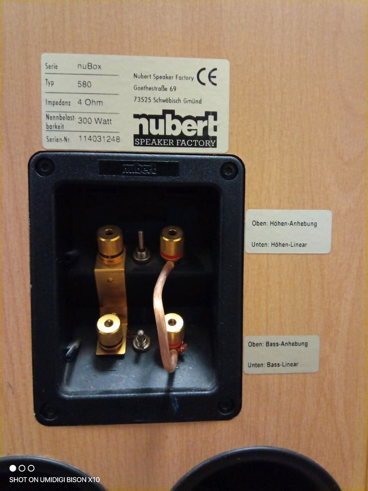 Ein Paar nuBox 580 von Nubert sehr gut erhalten in Hamburg
