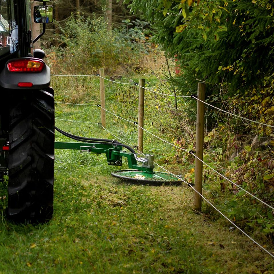 Zaunmäher Mähwerk Traktor Trommelmähwerk Mähwerk Kantenmäher Euro in Görlitz