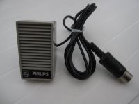 Priv. VINTAGE Philips-Kohle-Tisch-Mikrophon,schwarz-metallig 1976 Bayern - Edling Vorschau