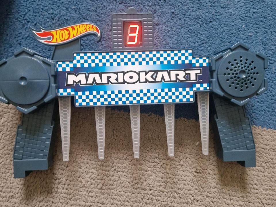 Hot Wheels Mario Kart Bahn in Harsewinkel