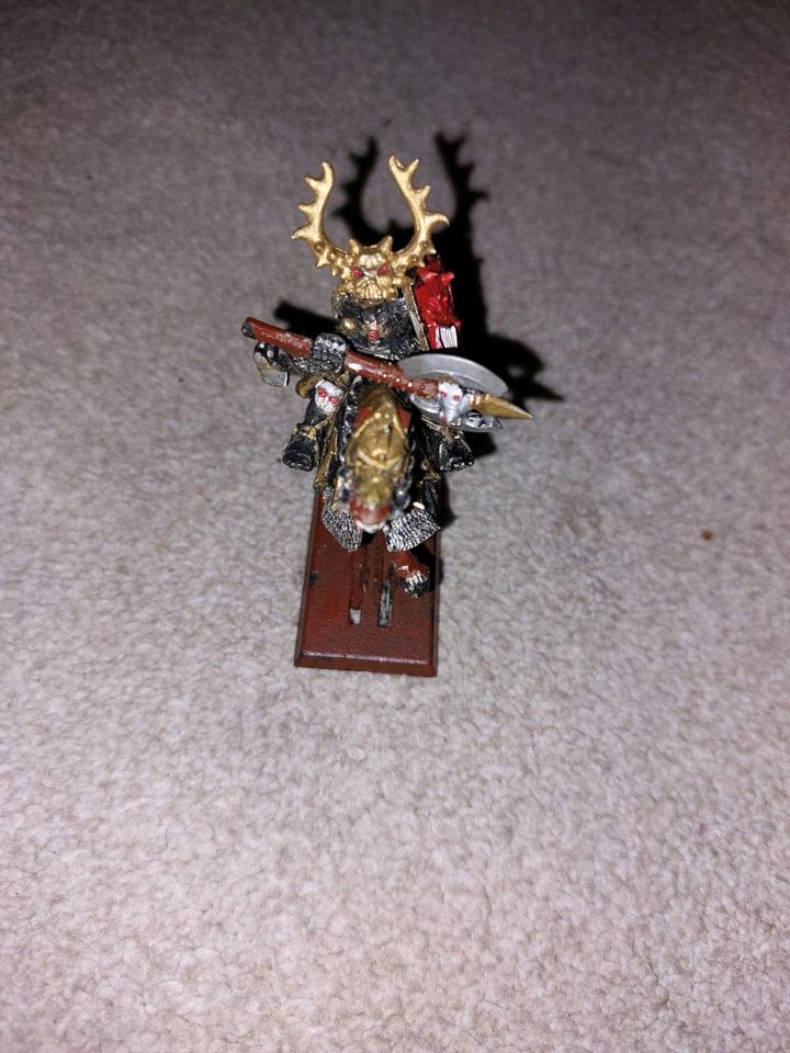 Warhammer Fantasy Chaos Lord on demonic Mount Zinn in Hattingen