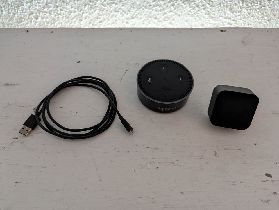 Amazon Echo Dot 2. Gen Sprachassistent Alexa in München