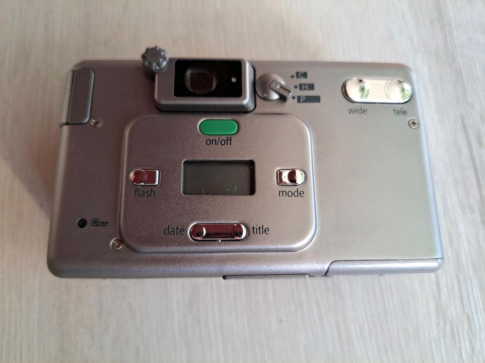 Fotoapparat Rollei Nano mit Tasche und Gebrauchsanweisung in Zeven