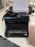 Funktionstüchtige Optima Schreibmaschine Antik Retro Dekoration Brandenburg - Falkensee Vorschau