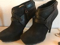 Guess High Heels Ankleboots Stiefeletten Rheinland-Pfalz - Klein-Winternheim Vorschau
