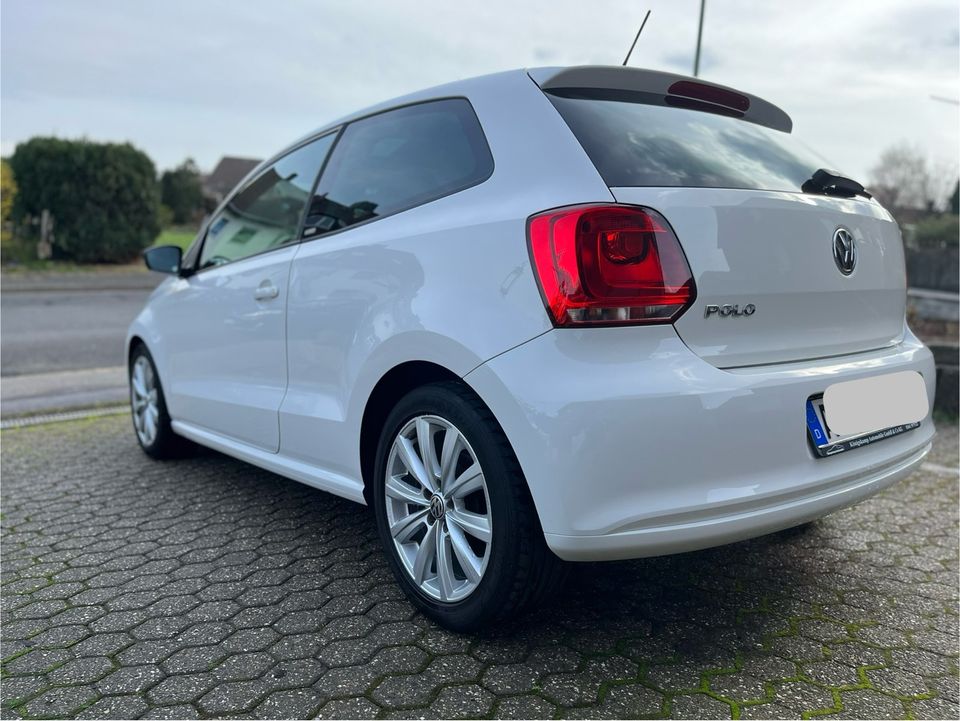 Volkswagen Polo 6r 1.2 Style,Neue Kette, Neue TÜV in Stolberg (Rhld)