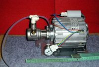 Pumpe Fluid-O-Tech Typ 110002702 , Manometer 16 bar, geprüft. Nordrhein-Westfalen - Moers Vorschau