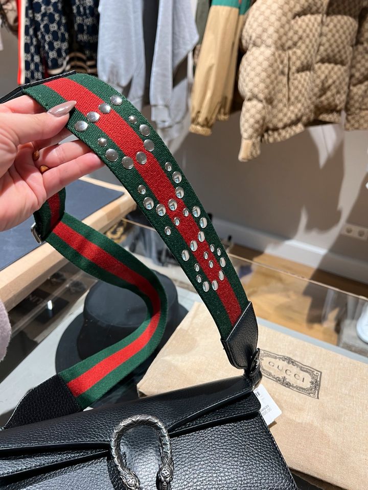 Gucci Dionysos neu in Düsseldorf