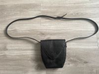 kleine JOOP! Damen Handtasche Schultertasche Echt Leder schwarz Leipzig - Holzhausen Vorschau