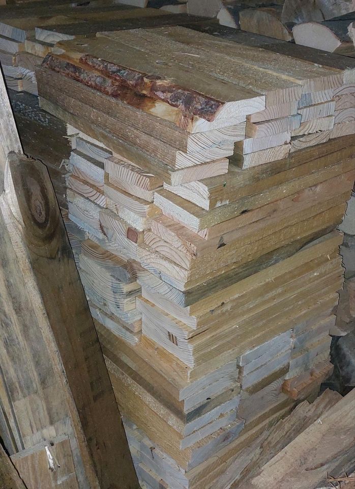 3 Kisten Anfeuerholz 29 cm Anmachholz Anzündholz Brennholz Holz in Feucht