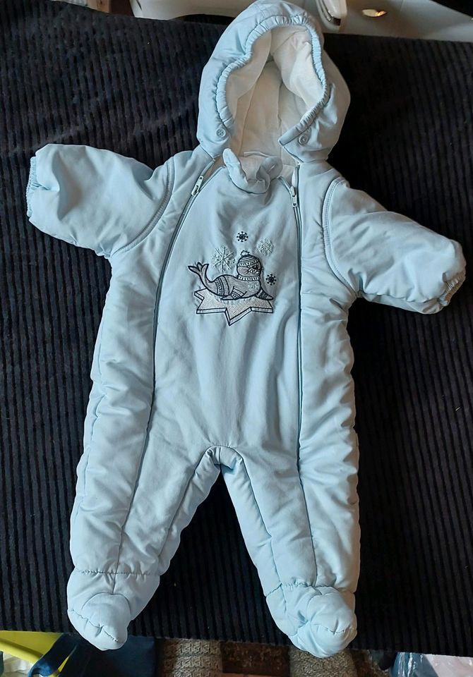 Schneeanzug Winteroverall Overall warm Robbe mit Füße in Mönchengladbach