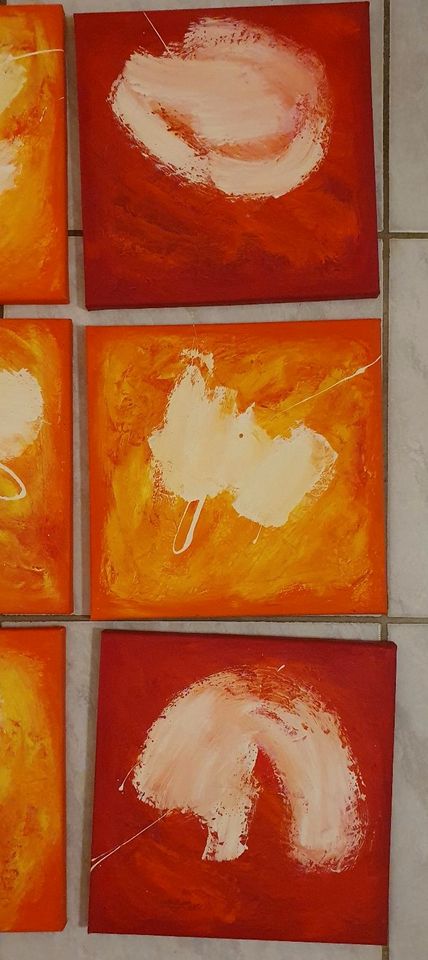 9 Stück Wandbilder rot/orange auf Keilrahmen in Burscheid