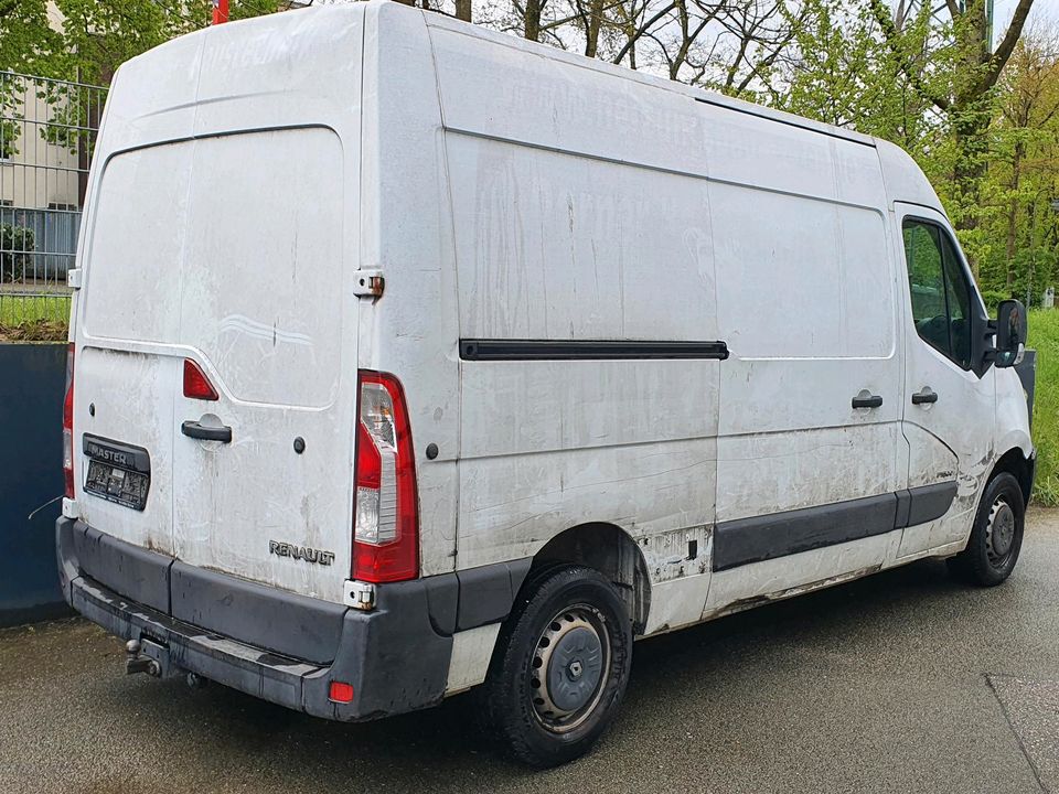 Renault Master in Hamburg