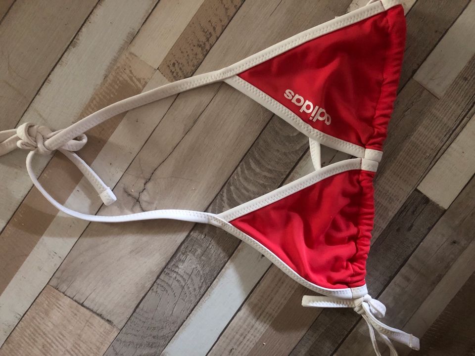 Adidas Bikini Mädchen Größe 164 in Brensbach