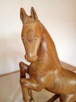 Pferdeskulptur aus Holz handgeschnitzt Rheinland-Pfalz - Greimerath bei Trier Vorschau