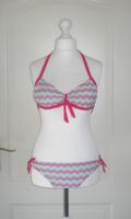 Triangel Neckholder Bikini weiß pink blau 38 40  80 B Hessen - Großenlüder Vorschau