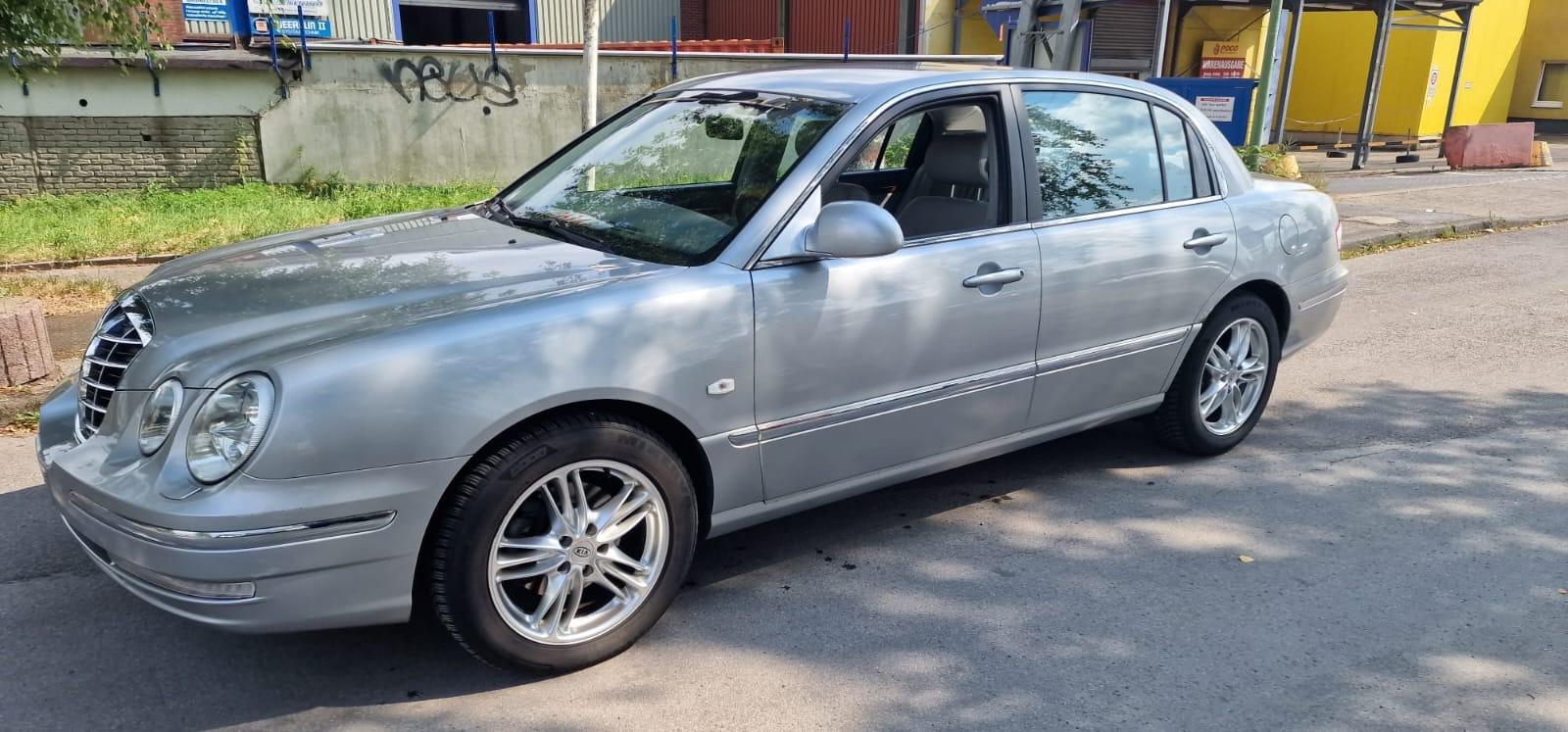 Abbildung des Autos kia opirus 3.5 Automatik