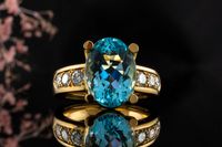 Ring mit Aquamarin Oval Gelbgold 750 Goldschmiedearbeit Diamanten Nordrhein-Westfalen - Wegberg Vorschau
