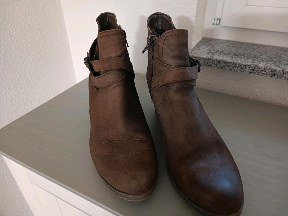 Stiefeletten,Keilabsatz Stiefeletten, Stiefel braun Größe 41 in Schwendi