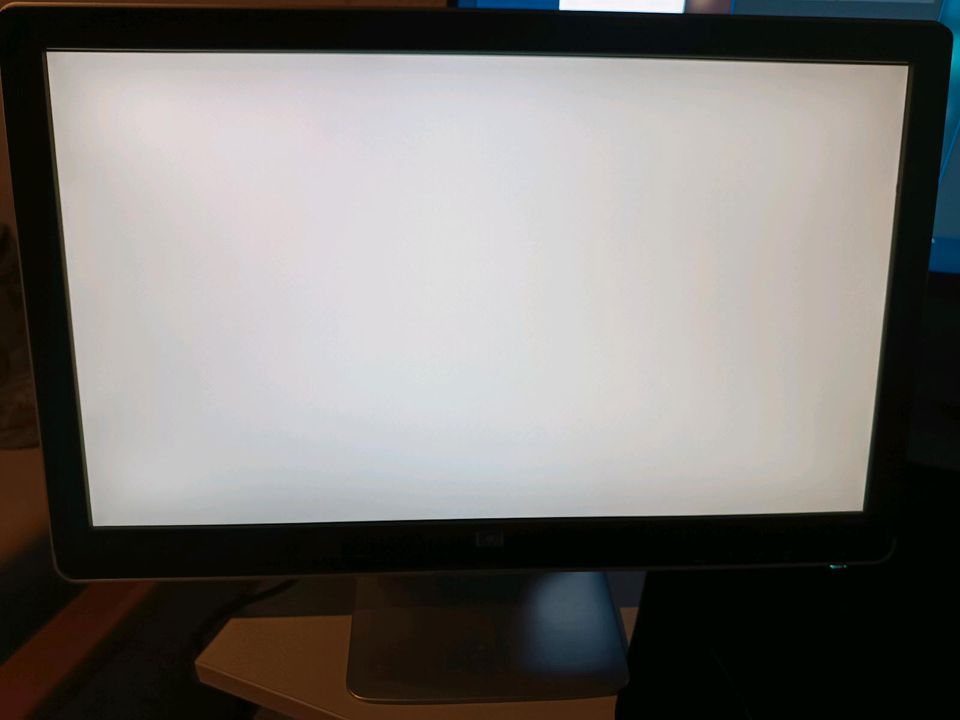 Monitor HP 2310i in Ober-Mörlen