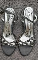 Süsser Sandalette mit Strass Gr. 39 Schleswig-Holstein - Norderstedt Vorschau