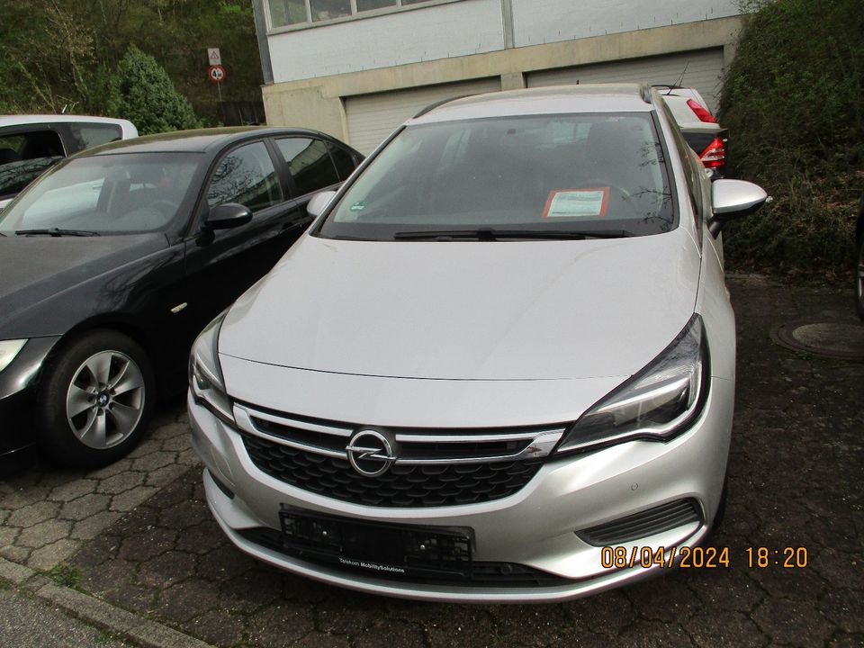 Opel Astra Bj 2019 in Lauda-Königshofen