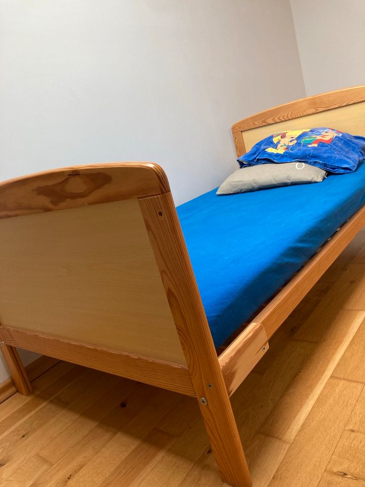 Gitterbett/Kinderbett 0-7Jahre in Leipzig