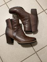 Tamaris Stiefeletten Leder -wie neu! Gr. 42 Hessen - Fritzlar Vorschau