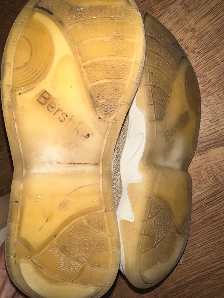 BERSHKA Sneakers Schlupfschuhe Stiefeletten Boots Gr 37 in Berlin