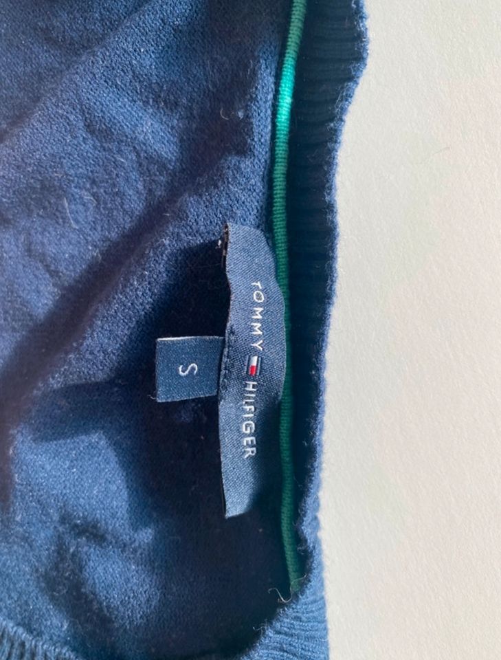 Pullover Strickpullover S 36 Tommy Hilfiger dunkelblau in Düsseldorf