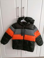 Neu Peuterey Winterjacke Daunenjacke grau orange olivgrün Gr. 122 Kr. München - Ismaning Vorschau