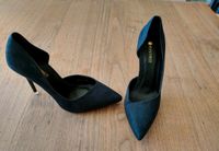 Sehr schöne Pumps in dunkelblau, NEU, Größe 38, High heels München - Trudering-Riem Vorschau