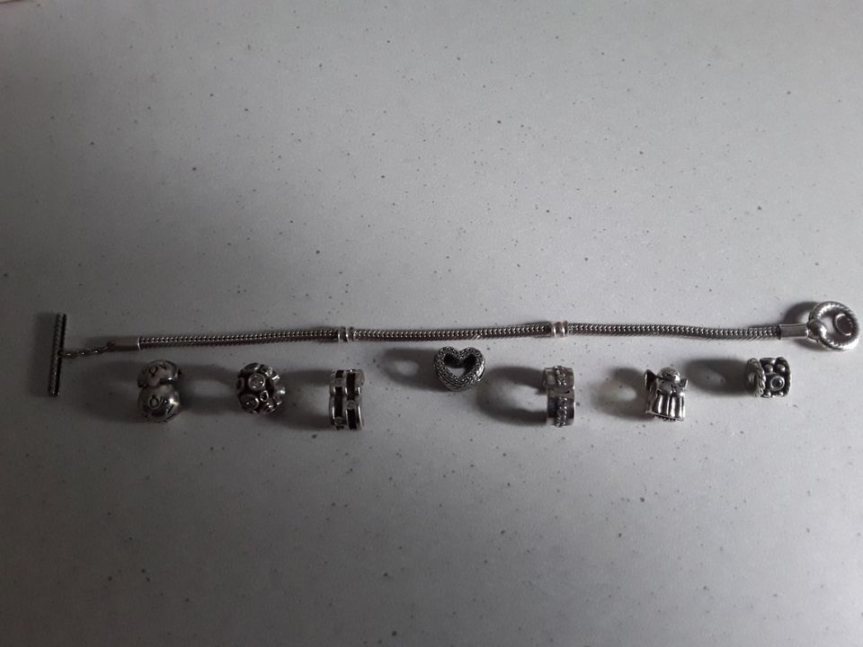 PANDORA-Armband,Silber/Zirkonia,5 Charms,3 Clips, Länge19 cm in Laufen