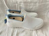 Skechers Women's Go Walk Joy-Danil Sneaker Größe 42 neu weiß Nordrhein-Westfalen - Hamm Vorschau