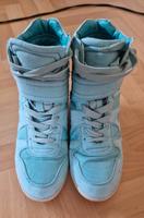 Sneakers mit Keilabsatz Nordrhein-Westfalen - Olsberg Vorschau