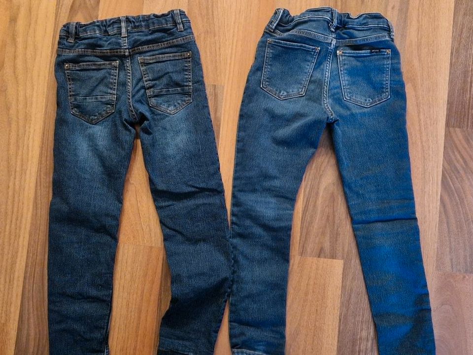 H&M 2 Jeans Jungen Gr. 134 in Ostrhauderfehn