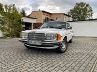 Mercedes-Benz 200 W123 / Oldtimer / Blickfänger Brandenburg - Brandenburg an der Havel Vorschau