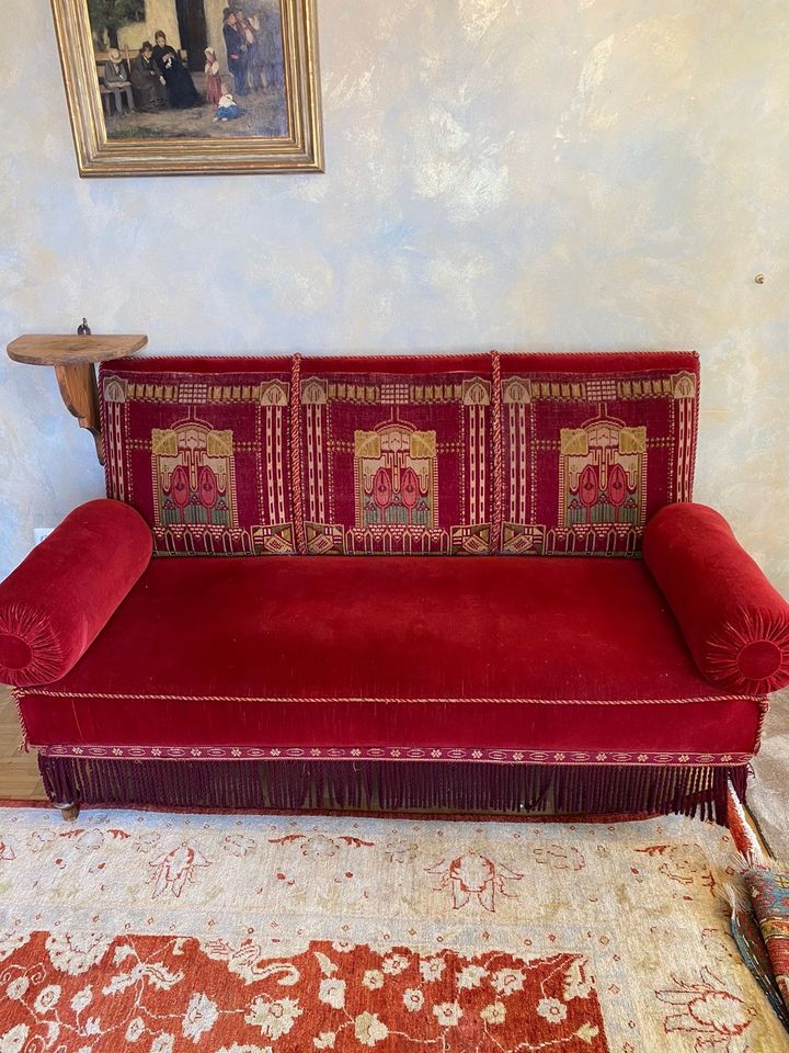 Gepflegtes Vintage Sofa in Augsburg