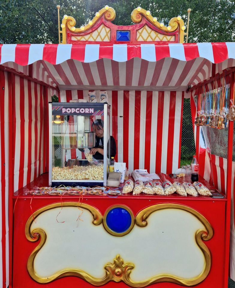 NOSTALGIE POPCORN & ZUCKERWATTEN STAND MIETEN ! FÜR IHRE FIRMENFEIER, FIRMEN EVENT, KINDERGARTENFEST, SCHULFEST, STADTFEST, STRASSENFEST, SOMMERFEST UND VEREINSFESTE ( Alternative zur Hüpfburg ) in Radevormwald