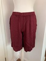 Leichte Viskose Bermuda, bpc, Gr. 42, Bordeaux Hessen - Kriftel Vorschau