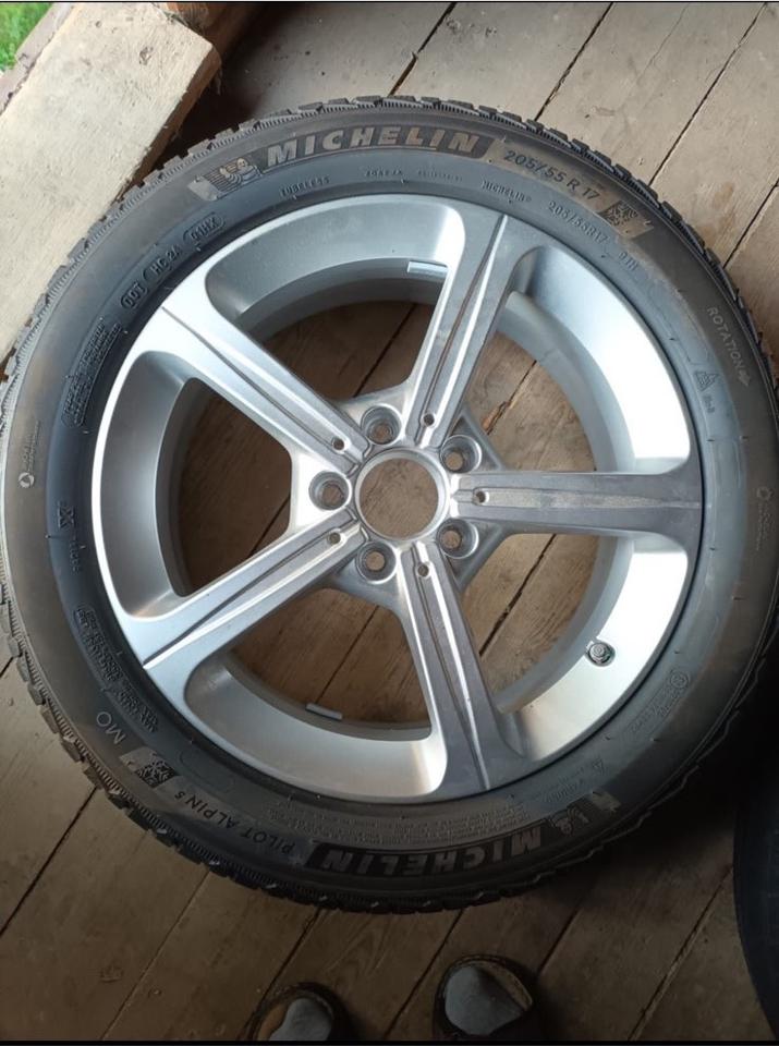 Alufelgen mit Winterreifen 5x112, 205/55R17, Mercedes  Felgen in Plauen