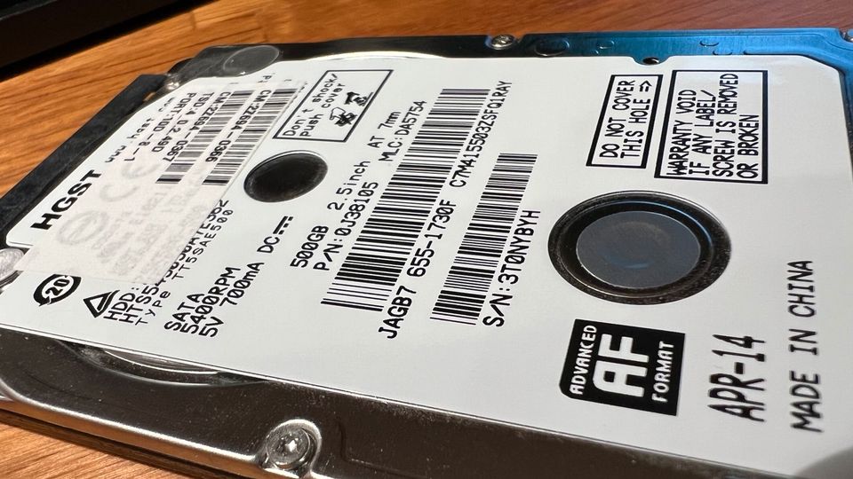 Hitachi HGST HDD 2.5 Festplatte in Dinslaken