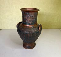 Ägyptische Vase schöne Verzierungen Antilopen & Ägypter 26cm hoch Nordrhein-Westfalen - Bocholt Vorschau