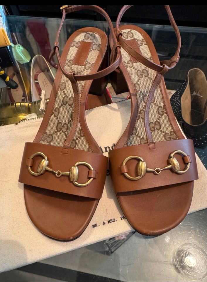 Gucci Horsebit Pumps Gr 39,5 braun in Rosenheim