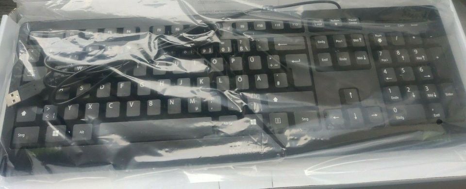 Mediarange Tastatur mit Kabel Keyboard QWERTZ MROS109 Neu in Berlin