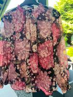 NEUE außergewöhnliche Bluse Gr L mit Blumenmuster Nordrhein-Westfalen - Nümbrecht Vorschau