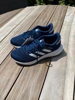 Neue blaue Adidas Schuhe, Sportschuhe für Damen in Größe 39 Frankfurt am Main - Kalbach Vorschau