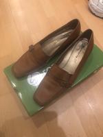 Tomaris Damen Leder schuhe gr41. Nur 1 mal probiert!KP:129euro. Bayern - Augsburg Vorschau