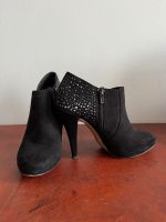 Bullboxer High Heels 38 schwarz Strass Leipzig - Leipzig, Zentrum Vorschau